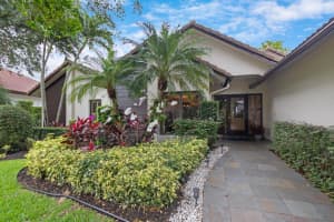 3020 Canterbury Dr, Boca Raton, FL 33434, Sold 11/04/20