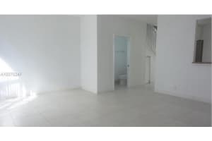 5549 NW 90th Ave, Sunrise, FL 33351, Sold 07/31/20
