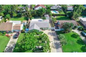 5121 Woodland Dr, Delray Beach, FL 33484, Sold 08/03/20