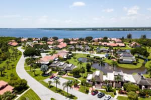 3305 SE Sandpiper Cir, Port St. Lucie, FL 34952, Sold 08/10/20