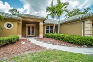 2373 SW Oak Ridge Rd, Palm City, FL 34990, Sold 09/03/20