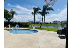 141 Sunflower Cir, Royal Palm Beach, FL 33411, Sold 07/13/20