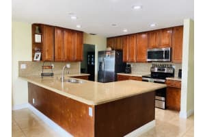 141 Sunflower Cir, Royal Palm Beach, FL 33411, Sold 07/13/20