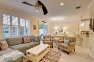 125 E Prive Cir, Delray Beach, FL 33445, Sold 06/26/20