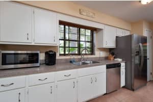 8131 NW 43rd Ln, Ocala, FL 34482, Sold 10/08/20