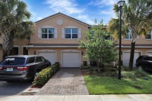 5940 Monterra Club Dr, Lake Worth, FL 33463, Sold 08/21/20