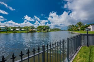 921 SW 36th Ave, Boynton Beach, FL 33435, Sold 07/28/20