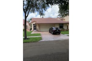 9421 NW 18th Ct, Plantation, FL 33322, Sold 07/15/20