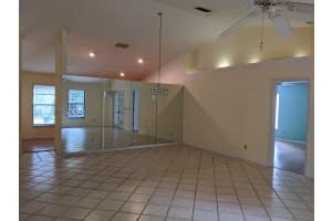 749 24th Square, Vero Beach, FL 32962, Sold 07/22/20