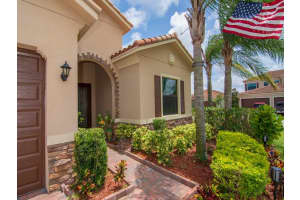 4104 56th Ln, Vero Beach, FL 32967, Sold 07/20/20