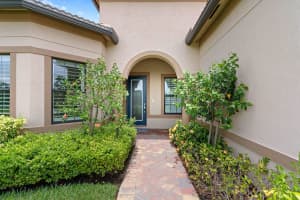 820 SW Sea Green St, Palm City, FL 34990, Sold 07/13/20