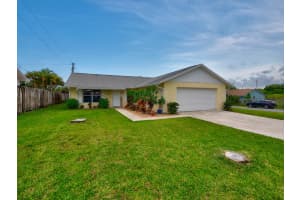 7581 SE Dove St, Hobe Sound, FL 33455, Sold 08/20/20