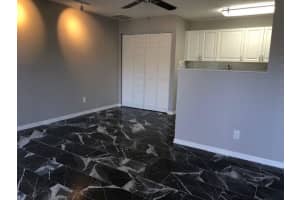 633 Executive Center Dr L203, West Palm Beach, FL 33401, Sold 09/30/20