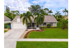 110 Sherwood Dr, Royal Palm Beach, FL 33411, Sold 06/25/20