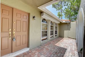 2436 Timbercreek Cir NW, Boca Raton, FL 33431, Sold 08/17/20