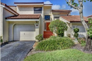 1800 Embassy Dr, West Palm Beach, FL 33401, Sold 10/14/20