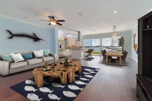 31 S Lakeshore Dr, Hypoluxo, FL 33462, Sold 09/15/20