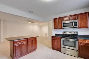 352 SW 27th Ave, Delray Beach, FL 33445, Sold 10/05/20