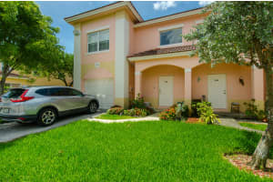 328 Talia Cir, Lake Worth, FL 33461, Sold 08/25/20