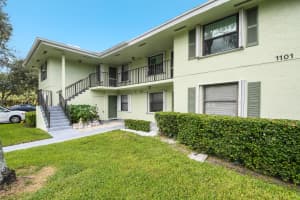 1101 Sabal Ridge Cir, Palm Beach Gardens, FL 33418, Sold 11/20/20