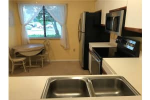 5740 Pelican Pointe Dr, Sebastian, FL 32958, Sold 06/30/20