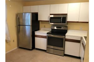 5740 Pelican Pointe Dr, Sebastian, FL 32958, Sold 06/30/20