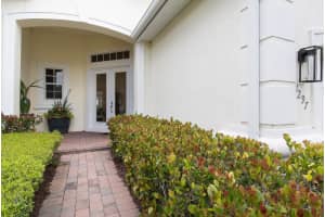 1297 W Island Club Square, Vero Beach, FL 32963, Sold 07/28/20