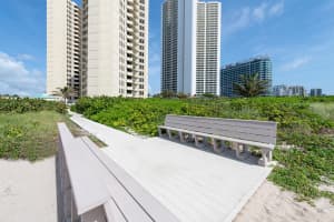 2800 N Ocean Dr #3b, Riviera Beach, FL 33404, Sold 10/09/20