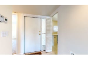 MLS# R10627544, Vero Beach, Florida 32963