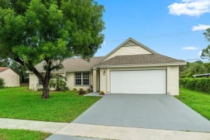 112 Sherwood Dr, Royal Palm Beach, FL 33411, Sold 07/27/20