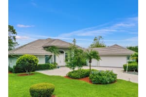 284 SW Squire Johns Ln, Palm City, FL 34990, Sold 08/26/20