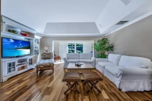 11246 Riverwood Pl, North Palm Beach, FL 33408, Sold 08/03/20