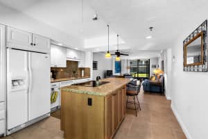 896 N Federal Hwy APT 533, Lantana, FL 33462, Sold 07/22/20