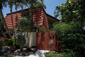 3783 Victoria Dr, West Palm Beach, FL 33406, Sold 07/16/20