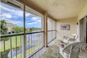 233 N Lakeshore Dr, Hypoluxo, FL 33462, Sold 08/31/20