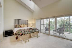 233 N Lakeshore Dr, Hypoluxo, FL 33462, Sold 08/31/20