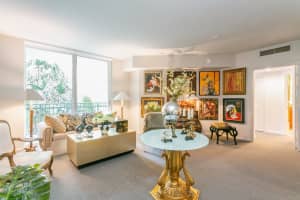 403 S Sapodilla Ave, West Palm Beach, FL 33401, Sold 10/23/20