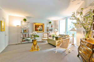 403 S Sapodilla Ave, West Palm Beach, FL 33401, Sold 10/23/20