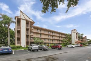 7281 Amberly Ln # 203, Delray Beach, FL 33446, Sold 08/28/20
