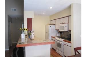 815 W Boynton Beach Blvd, Boynton Beach, FL 33426, Sold 08/21/20