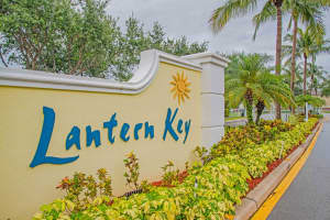 6861 Hendry Dr, Lake Worth, FL 33463, Sold 08/07/20