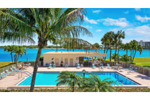300 Intracoastal Pl, Jupiter, FL 33469, Sold 07/06/20
