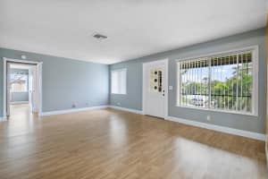 3625 La Aires Ct d2, Greenacres, FL 33463, Sold 03/31/21