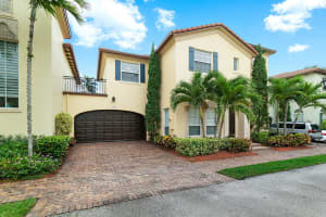 132 Via Palma Ln, Boca Raton, FL 33487, Sold 10/05/20