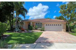 9276 Lakeside Ln, Boynton Beach, FL 33437, Sold 07/17/20