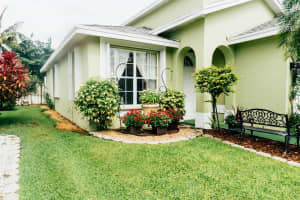 1036 Fairfax Cir W, Boynton Beach, FL 33436, Sold 01/31/21