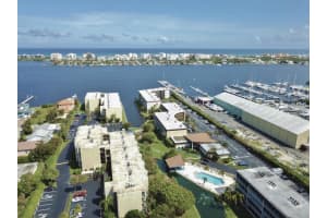 896 N Federal Hwy, Lantana, FL 33462, Sold 11/10/20