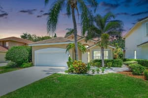 2727 S Hidden Lakes Dr, Delray Beach, FL 33445, Sold 07/15/20