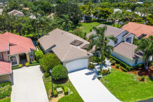 2727 S Hidden Lakes Dr, Delray Beach, FL 33445, Sold 07/15/20