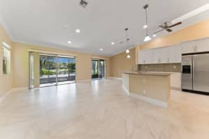1983 Discovery Cir E, Deerfield Beach, FL 33442, Sold 08/10/20